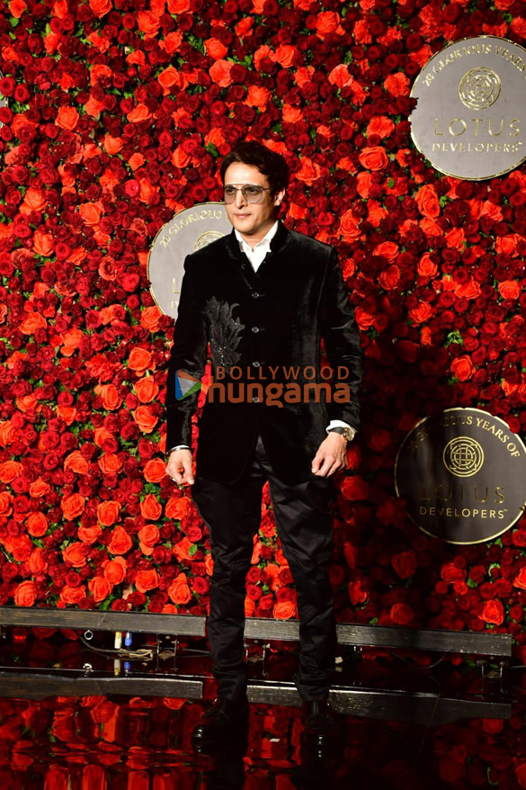 photos shah rukh khan kajol and others attend anand pandits birthday bash 5674 10