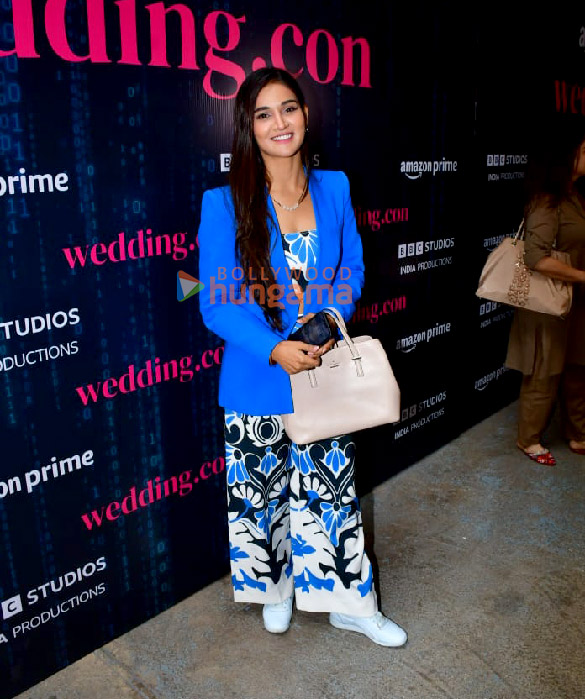 photos vidya balan pooja bhatt and others grace the premiere of wedding com 14