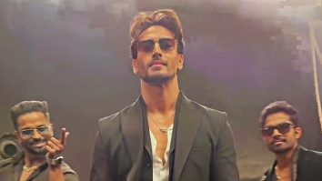 Tiger Shroff shows some love to his War co-star Hrithik Roshan through his amazing video