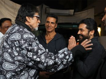 Despite hand injury, Amitabh Bachchan shoots for ISPL promotional video with Akshay Kumar and Suriya Despite hand injury, Amitabh Bachchan shoots for ISPL promotional video with Akshay Kumar and Suriya