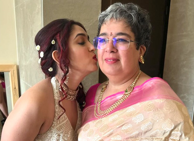 Ira Khan shares sweet moment with mom Reena Dutta in Mehendi ceremony snap; see post