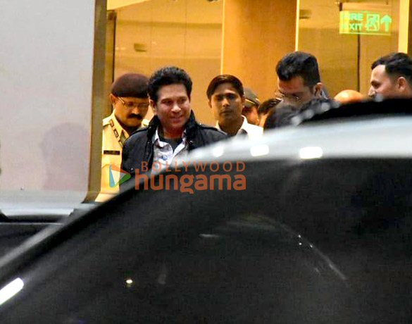 photos alia bhatt ranbir kapoor katrina kaif vicky kaushal and others snapped at kalina airport 8