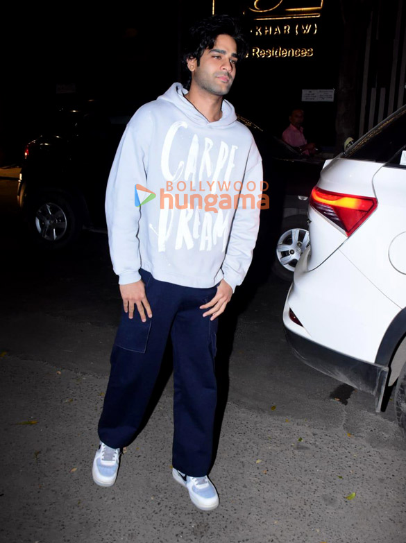 photos aman devgan snapped in bandra 4 2