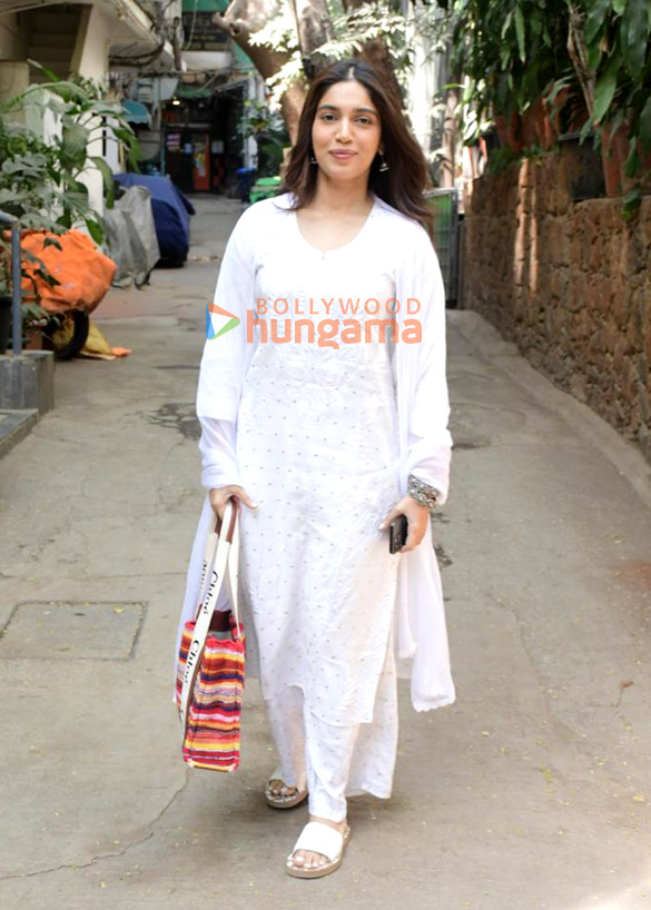 photos bhumi pednekar spotted in bandra 2 2