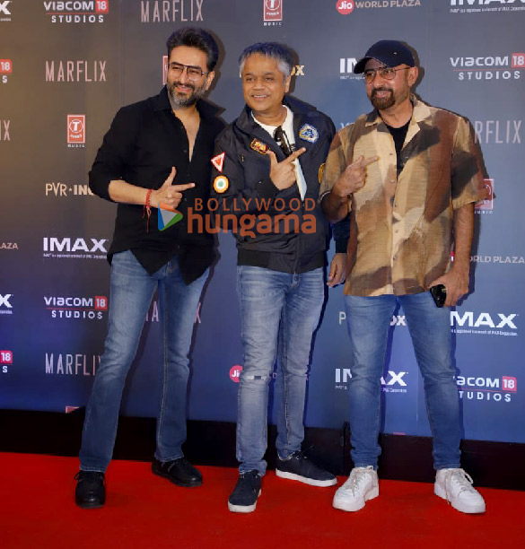 photos hrithik roshan deepika padukone anil kapoor karan singh grover and others snapped at the special screening of fighter 14