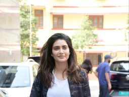 Photos: Karishma Tanna snapped outside the gym in Bandra