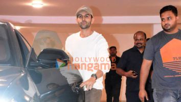 Photos: Kartik Aryan snapped at Karan Johar’s house in Bandra