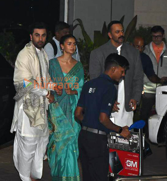 photos katrina kaif vicky kaushal alia bhatt ranbir kapoor and others snapped at kalina airport 2