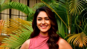 Photos: Mrunal Thakur snapped in Andheri