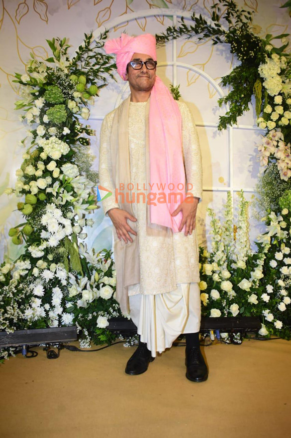 photos newlyweds ira khan and nupur shikhare snapped with aamir khan reena dutta kiran rao and others 6