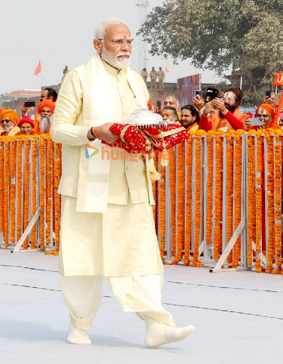 photos prime minister narendra modi and indian film fraternity attend inauguration ceremony of ram mandir in ayodhya 3
