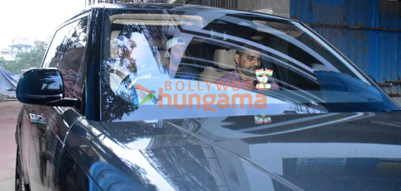 Photos: Ranbir Kapoor snapped at the construction site of his new house