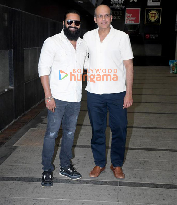 photos rishab shetty snapped at ashutosh gowarikars office 1