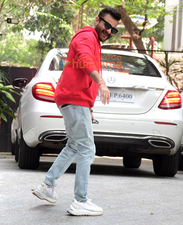 photos sanjay kapoor snapped outside maddock films office 2