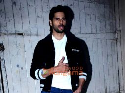 Photos: Sidharth Malhotra snapped in Bandra