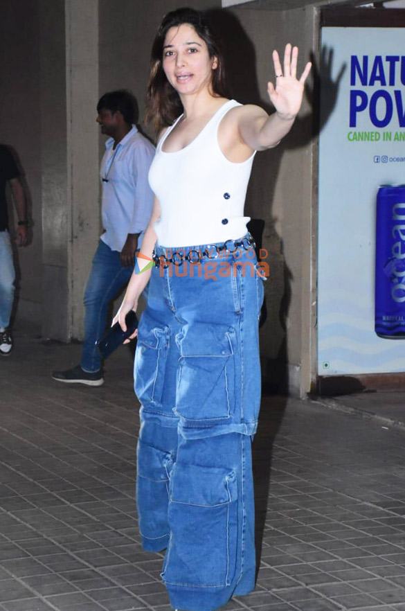photos tamannaah bhatia snapped in bandra 5 2