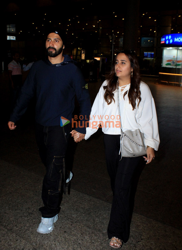 photos varun dhawan and natasha dalal snapped at the airport 2
