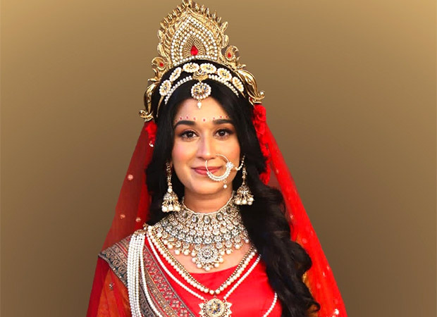 Prachi Bansal wears outfit weighing 20 kgs for Shrimad Ramayan episode: "It takes me 2.5 hours to get ready each day"