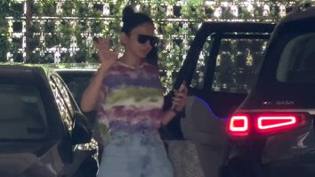 Rakul Preet Singh waves at paps as she gets clicked