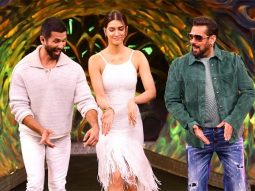 Salman Khan dances with Shahid Kapoor and Kriti Sanon on the sets of Bigg Boss 17; watch