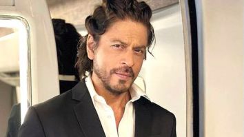 Shah Rukh Khan celebrates Republic Day 2024, shares photo with Indian flag: “May the Tiranga always fly high”
