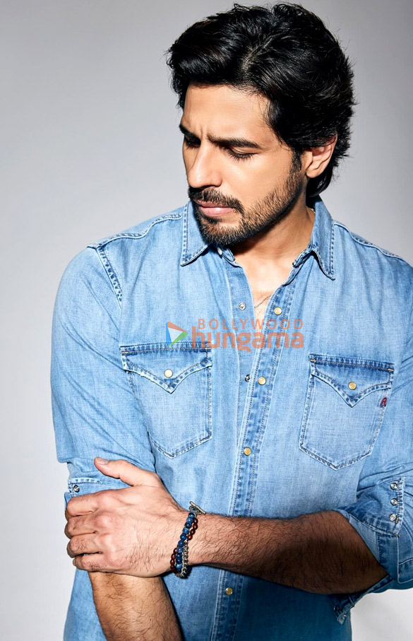 sidharth malhotra 1 39