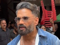 Suniel Shetty poses with Bharti Singh at Dance Deewane sets