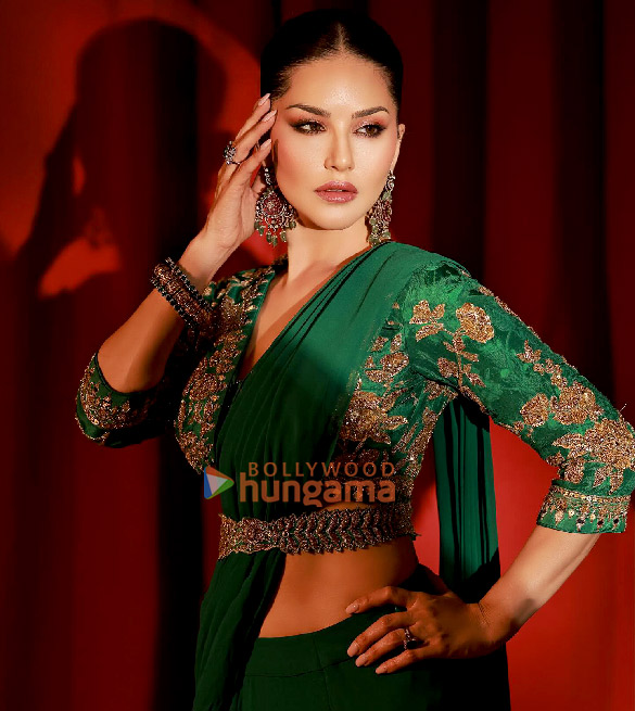 sunny leone 4 60