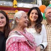 Raveena Tandon honours late father Ravi Tandon with chowk inauguration in Juhu; see pics