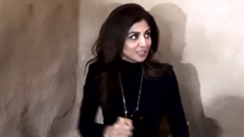Desi girl! Shilpa Shetty grinds some flour during her trip in Rajasthan
