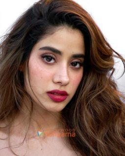 Celeb Photos Of Janhvi Kapoor
