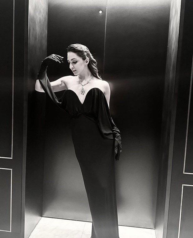 Kiara Advani is a vision of pure old-world Hollywood charm in black Ysl gown and velvet gloves at star-studded event in Dubai