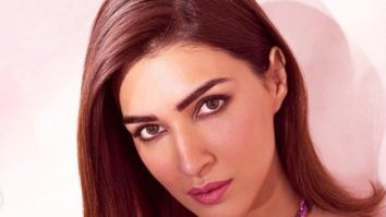 Kriti Sanon shares her struggle with fake articles; says, “I genuinely feel like social media is probably one of the worst things that’s happened to our generation” Kriti Sanon shares her struggle with fake articles; says, “I genuinely feel like social media is probably one of the worst things that’s happened to our generation”