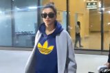 Make way for the Queen! Deepika Padukone gets clicked at the airport