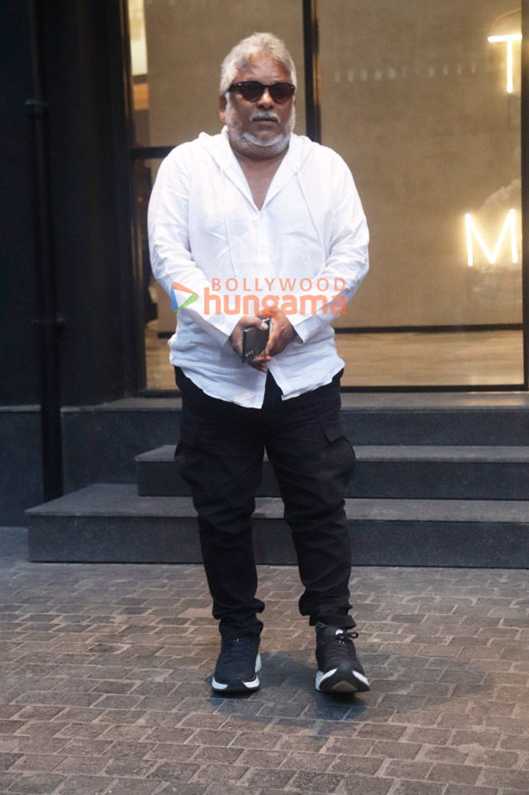photos adah sharma vipul amrutlal shah and sudipto sen snapped at excel entertainments office 6