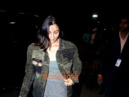 Photos: Alia Bhatt snapped at the airport