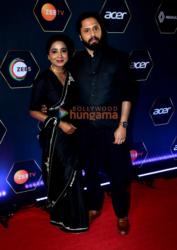 photos bobby deol and jaaved jaaferi snapped attending the dadasaheb phalke award 2024 10