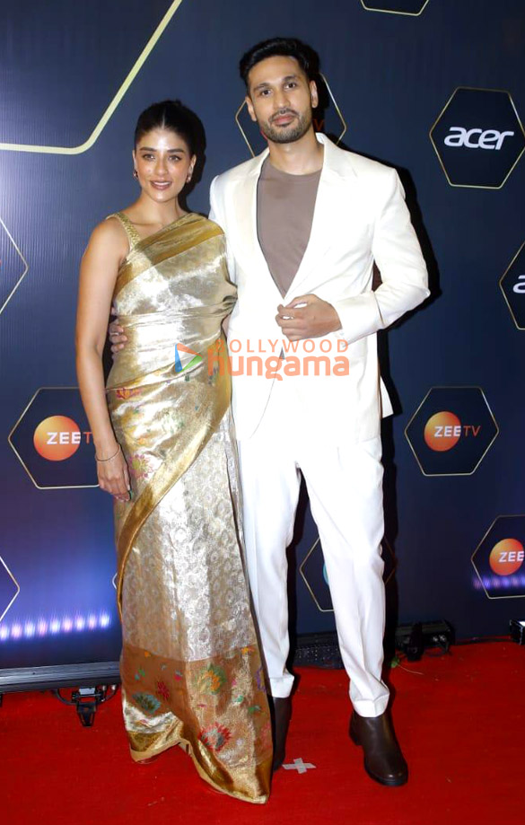 photos bobby deol and jaaved jaaferi snapped attending the dadasaheb phalke award 2024 31