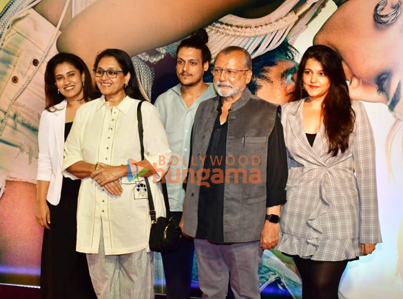 photos janhvi kapoor shahid kapoor kriti sanon and others grace the premiere of teri baaton mein aisa uljha jiya 14