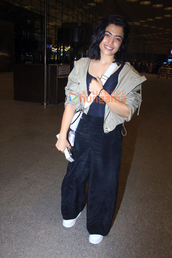 photos salman khan katrina kaif and rashmika mandanna snapped at the airport 6