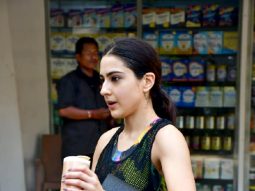 Photos: Sara Ali Khan, Siddhant Chaturvedi and Shanaya Kapoor snapped outside the gym in Juhu