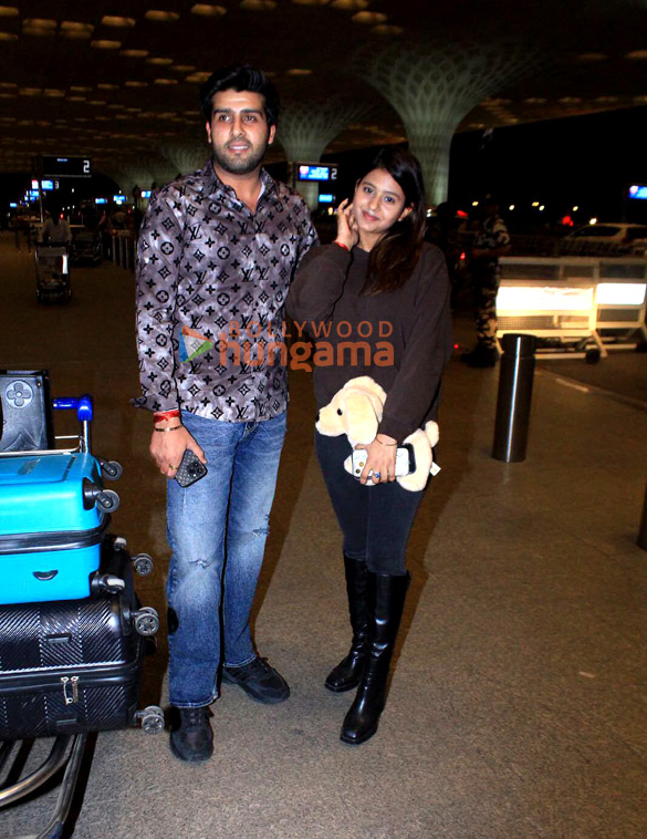photos shah rukh khan and anjali arora snapped at the airport 2