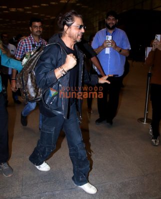Photos: Shah Rukh Khan and Anjali Arora snapped at the airport