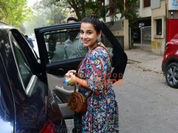 Photos: Vidya Balan snapped with her husband Siddharth Roy Kapur in Bandra
