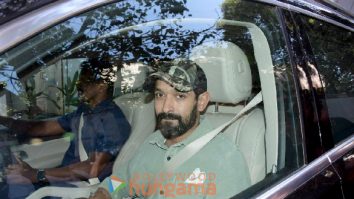 Photos: Vikrant Massey and his wife pose with their newborn baby after discharge in Santacruz