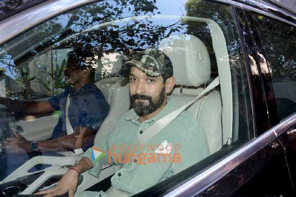 Photos: Vikrant Massey and his wife pose with their newborn baby after discharge in Santacruz Photos: Vikrant Massey and his wife pose with their newborn baby after discharge in Santacruz