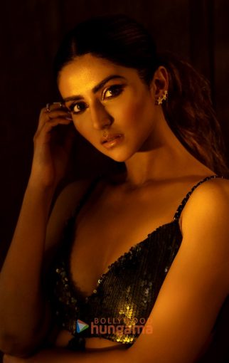 Celeb Photos Of Pranutan Bahl