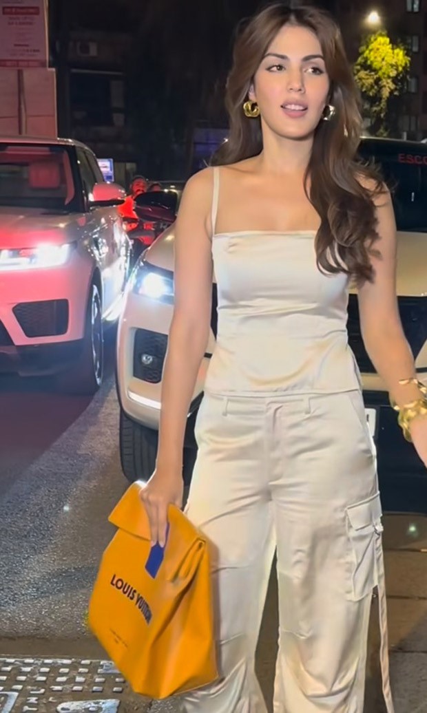 Rhea Chakraborty makes luxe statement in Louis Vuitton Sandwich bag worth Rs.2.8 Lakh at Neha Dhupia's house party