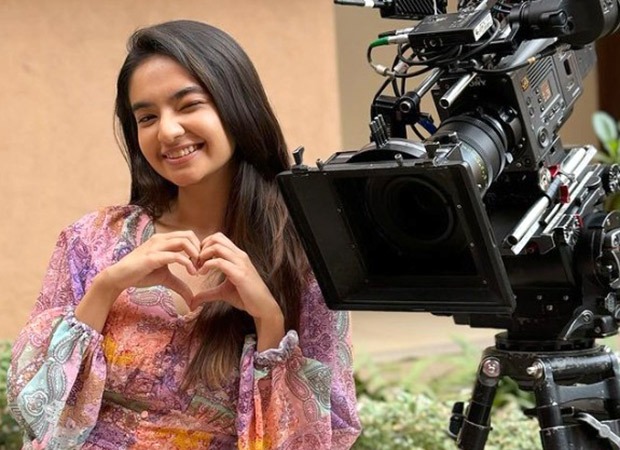 Anushka Sen teases fans with glimpse from the sets; see post