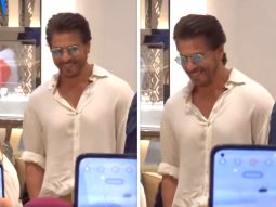 Shah Rukh Khan is all smiles as he arrives at an exhibition in Doha ahead of Jordan vs Qatar AFC Asian Cup finals, videos go viral